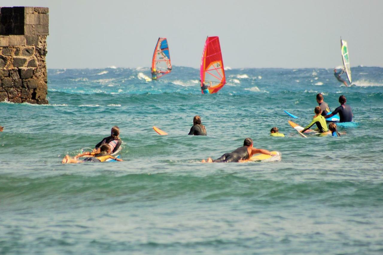 Alquilaencanarias-Medano Los Martines Beachfront A El Médano المظهر الخارجي الصورة